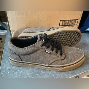 Vans Atwood (F17 Textile) “Brown/Gum” Sneaker Size 9 Women, 7.5 Men